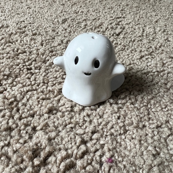 Cracker Barrel Ghost Pepper Shaker NWT - Picture 1 of 6